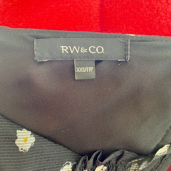 Mini dress from RW&Co. - Picture 4 of 6